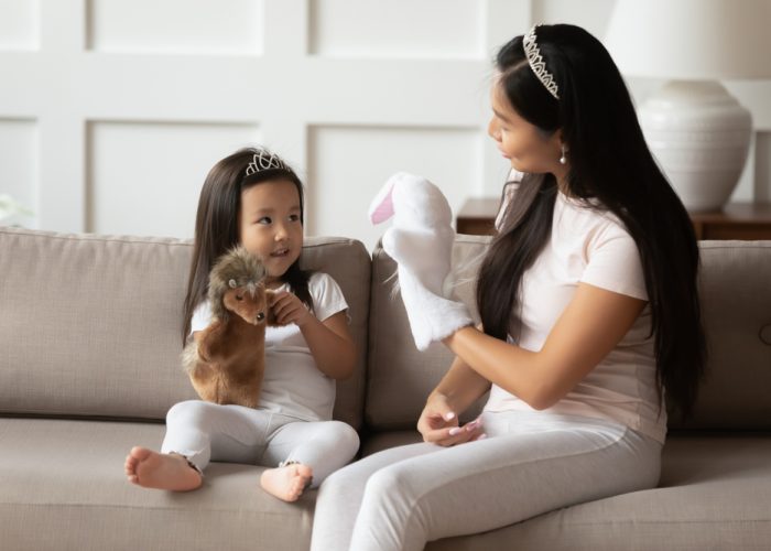 Vietnamese,Loving,Mother,And,Toddler,Daughter,Wearing,Crowns,Casual,Clothes