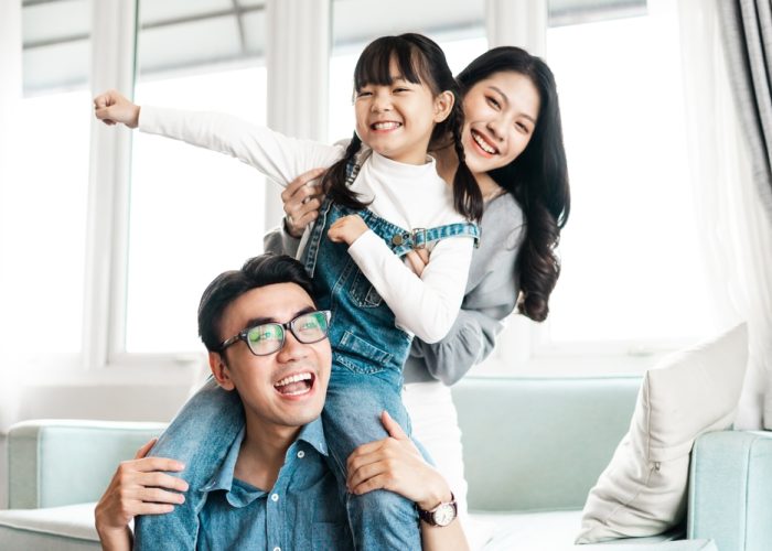 Asian,Family,Pictures,At,Home