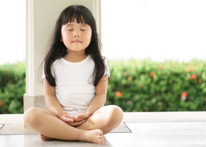 Asian,Children,Cute,Or,Kid,Girl,Sit,For,Meditation,With